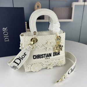 Christian Dior Medium Lady D-Lite Bag 4