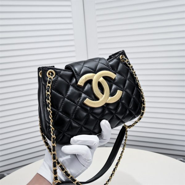 Chanel CC Shoulder Purse Cruise Collection2024