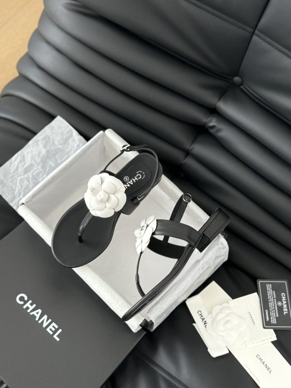 Chanel Women’s Sandals 551