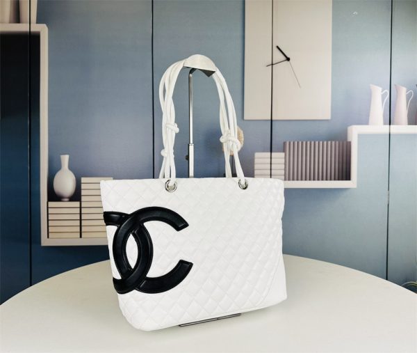 Chanel Large cambon tote