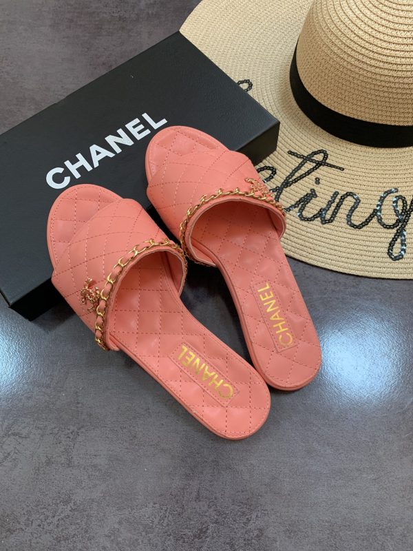 Chanel slipper