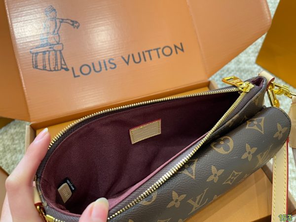 LOUIS VUITTON Viva Cite MM in Monogram Canvas