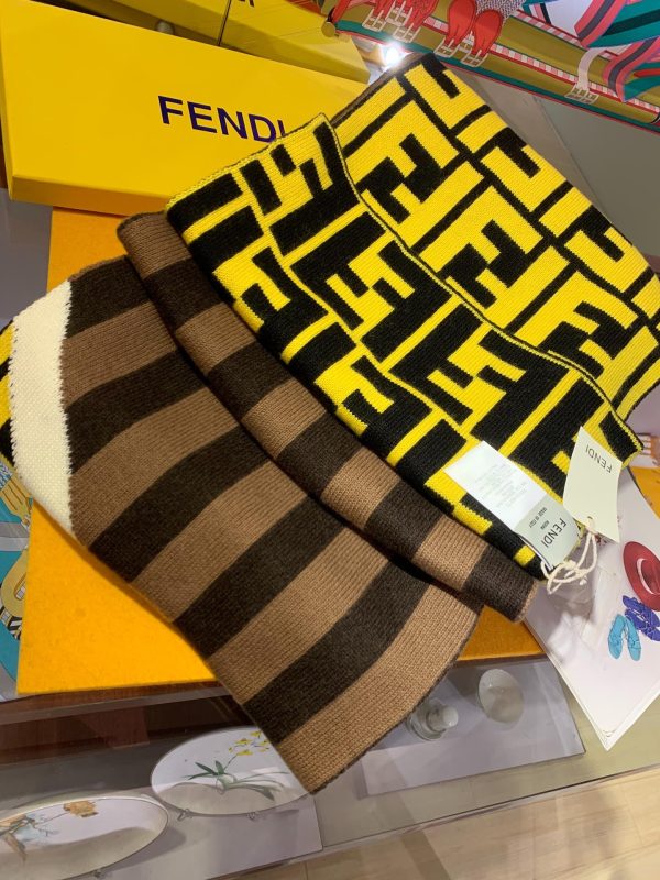 Luxury Edition Fendi Scarf 008