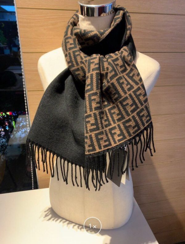 Luxury Edition Fendi Scarf 020