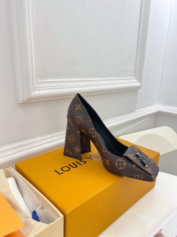 Designer LV High Heel Shoes 011