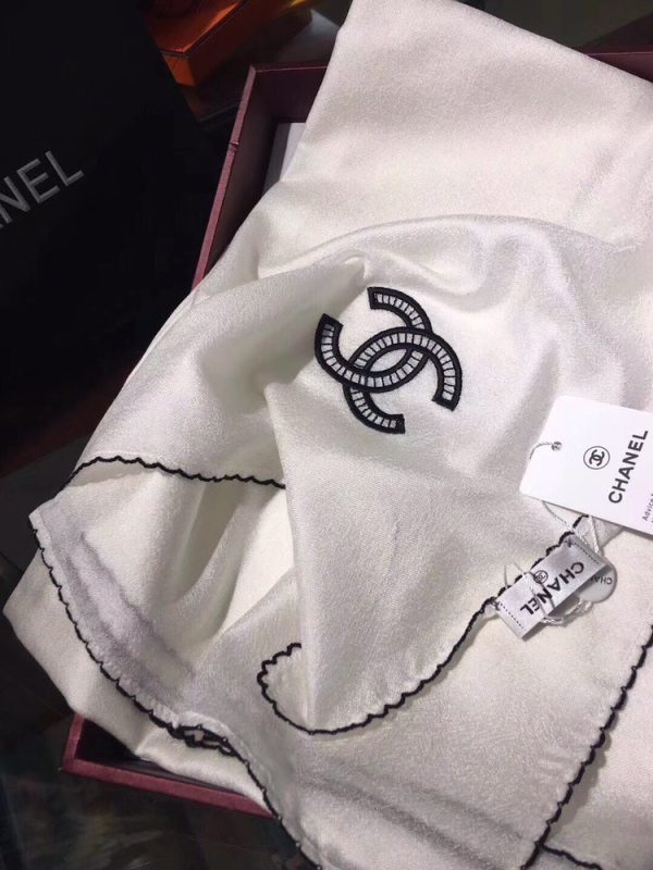 Luxury Edition Chanel Scarf 005