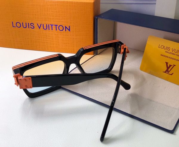 Louis Vuitton Link Square Sunglasses