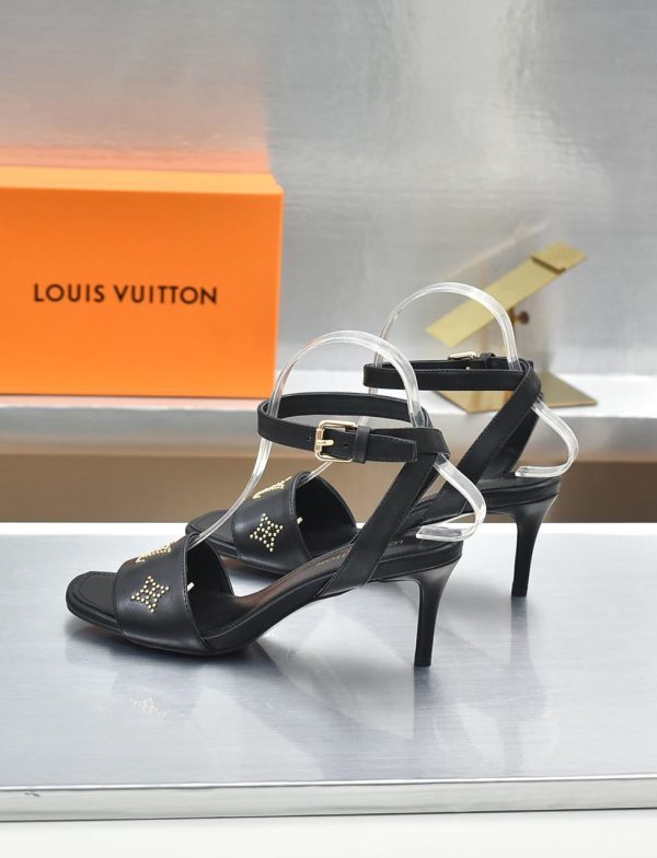 Designer LV High Heel Shoes 002