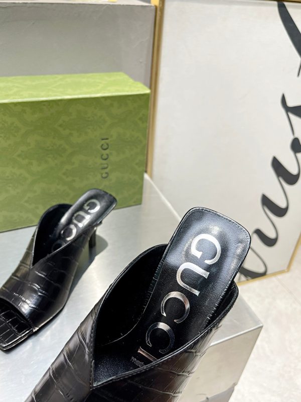 Designer GCI HIGH HEELS 038