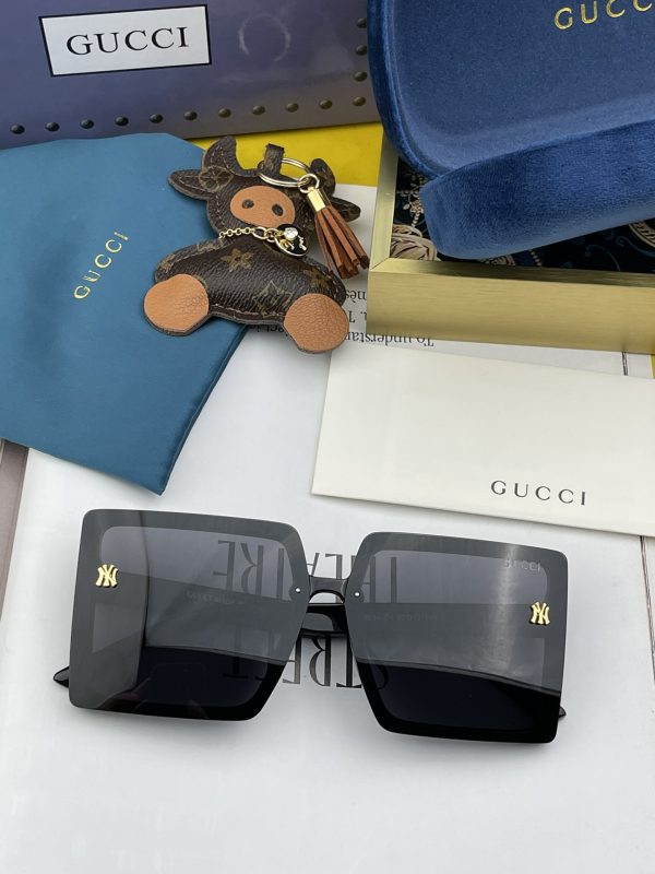 Gucci Square Frame Sunglasses