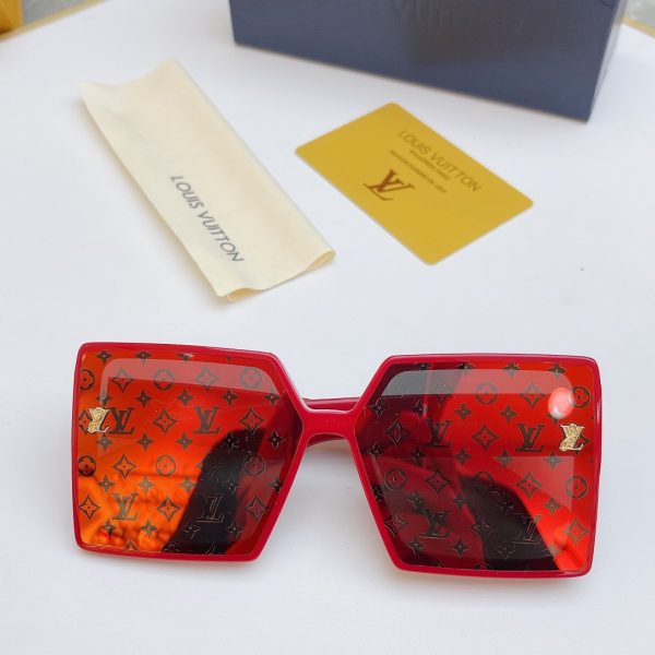 Louis Vuitton Link Cat Eye Sunglasses