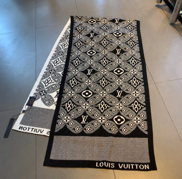 Luxury Edition LV Scarf 009