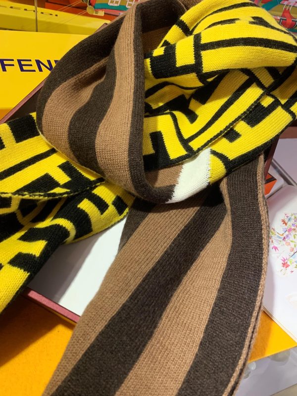 Luxury Edition Fendi Scarf 008