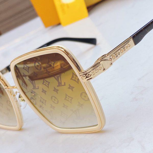 Louis Vuitton Link Cat Eye Sunglasses