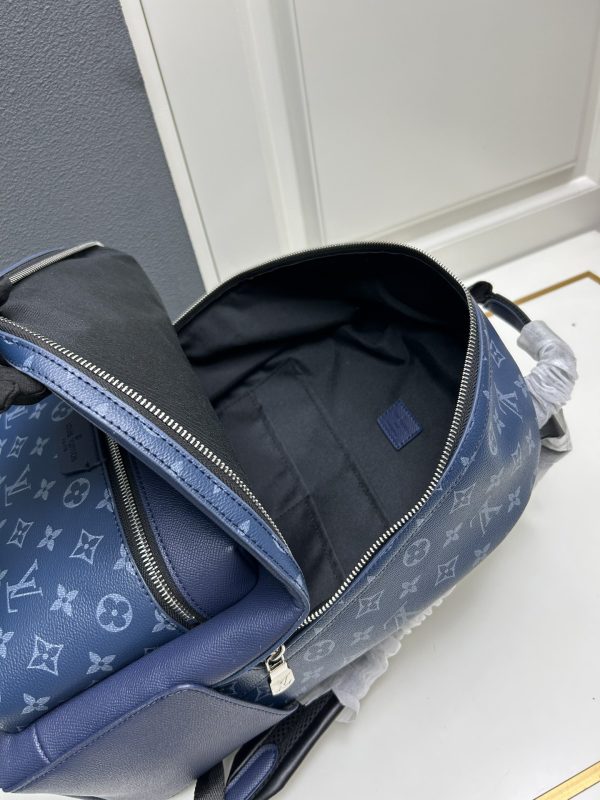 LOUIS VUITTON DISCOVERY BACKPACK PM COBALT