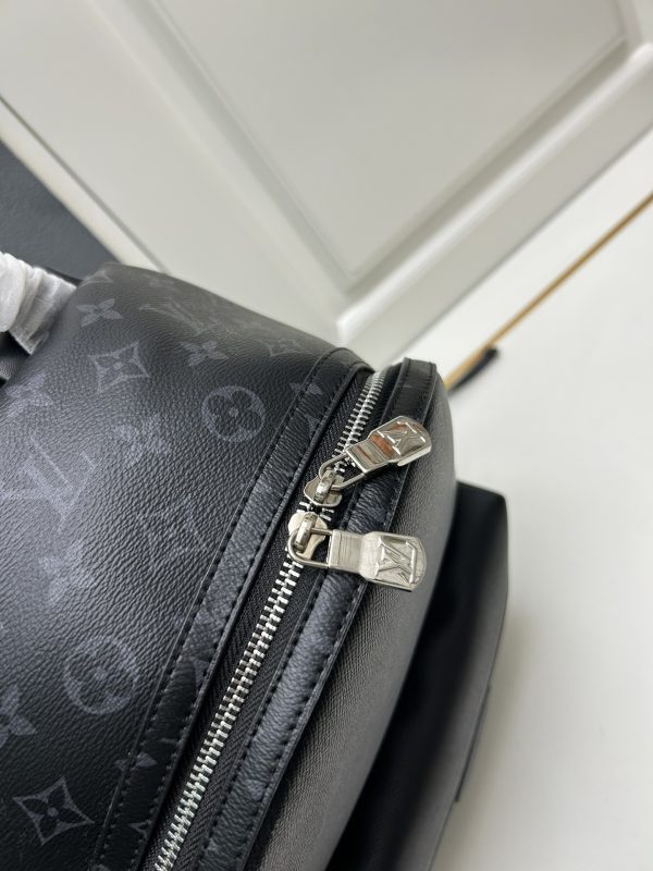 LOUIS VUITTON DISCOVERY BACKPACK PM COBALT