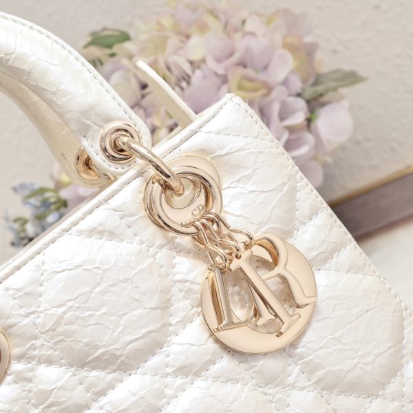 Dior lady medium bag