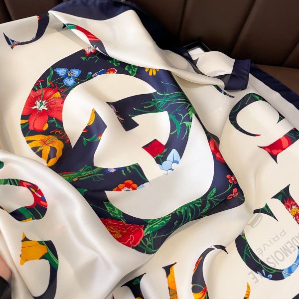 GUCCI Silk Scarf