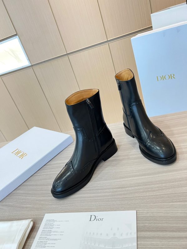 DIOR WOMEN’S BOOTS