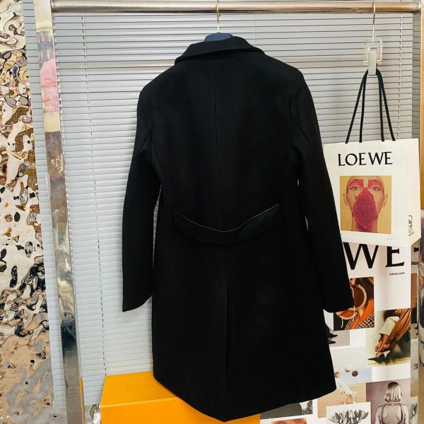 Women LV Wrap Coat 001