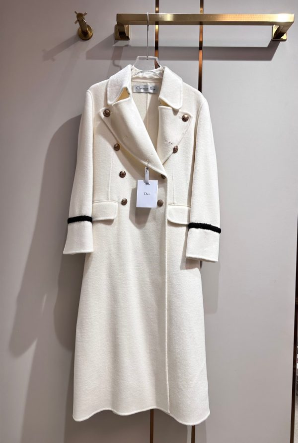 Women CD Wrap Coat 003