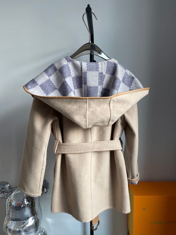 Women LV Wrap Coat 026