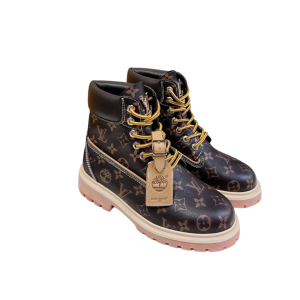 LV WOMEN’S BOOTS