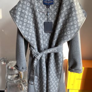 Women LV Wrap Coat 027