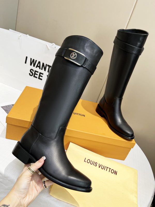 LV WOMEN’S BOOTS