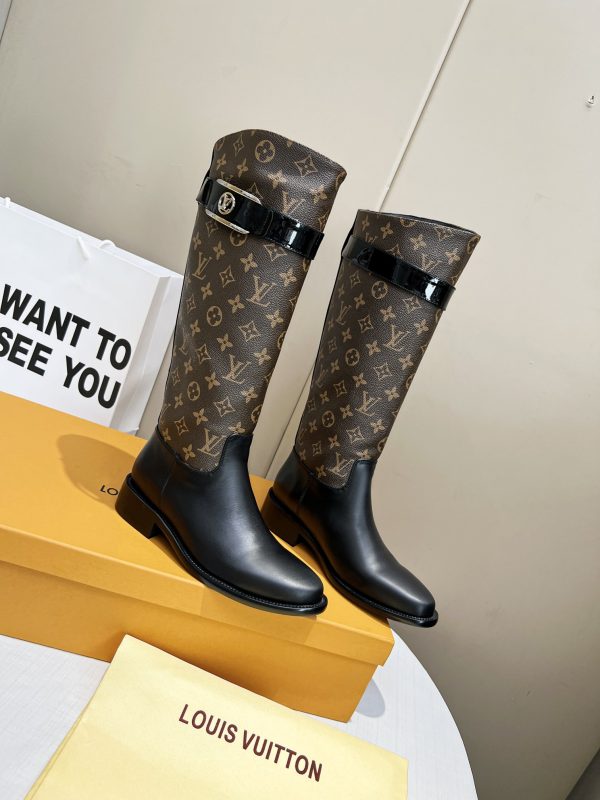 LV WOMEN’S BOOTS