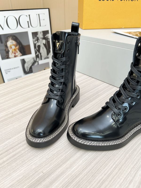 LV WOMEN’S BOOTS