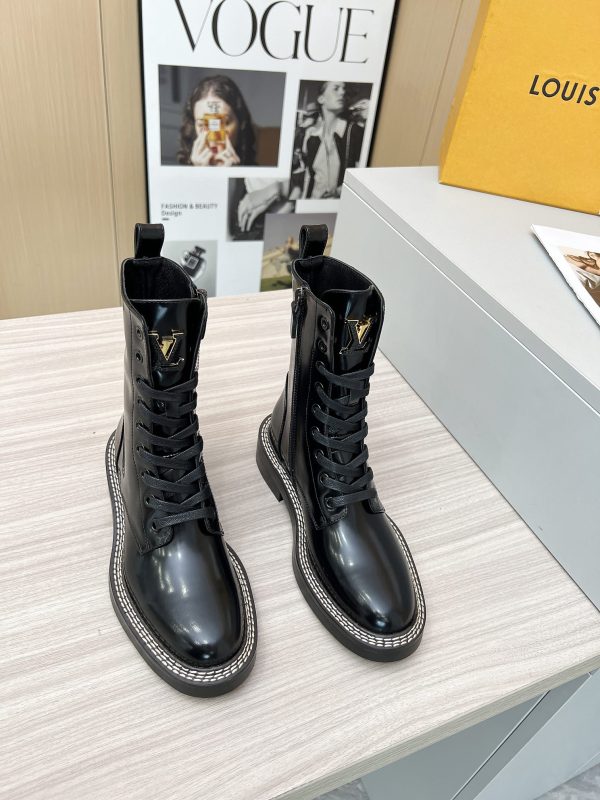 LV WOMEN’S BOOTS