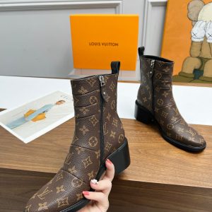 LV WOMEN’S BOOTS