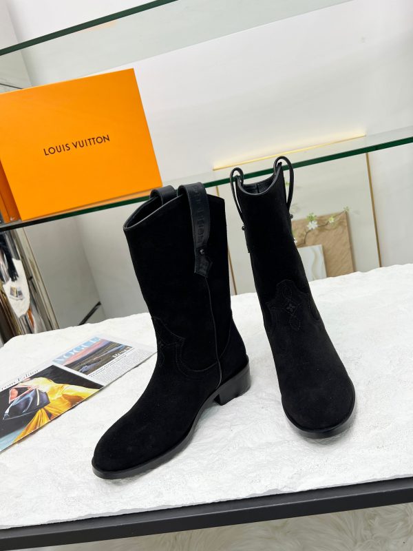 LV WOMEN’S BOOTS