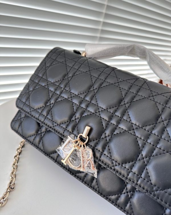 DIOR POCHETTE LADY CON ASA SUPERIOR BLACK 24CM