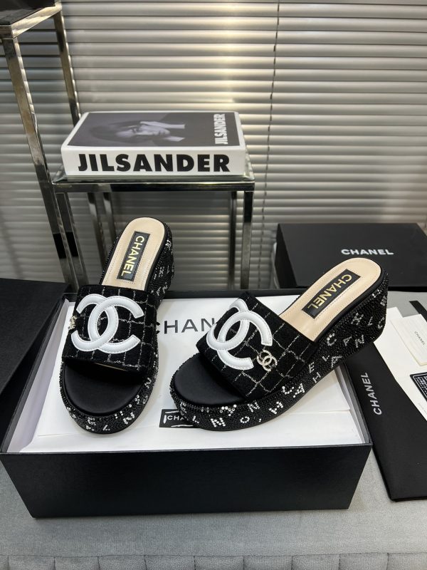 CHANEL BEADED MULES CC CRYSTAL BLACK