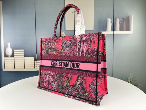 DIOR LARGE DIOR BOOK TOTE FUCHSIA MULTICOLOR 24CM M1265ZEUPM75E