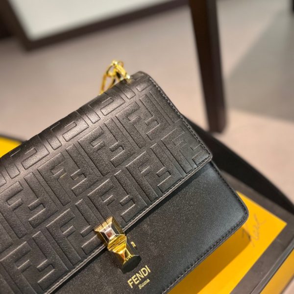 FENDI LOGO EMBOSSED KAN I BLACK 24CM