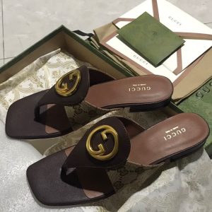 GUCCI BLONDIE THONG SANDALS BROWN P00810550