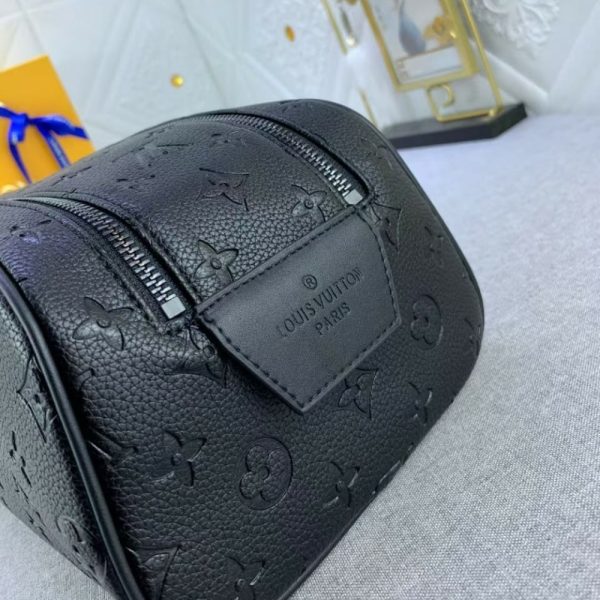 LOUIS VUITTON DOPP KIT MONOGRAM BLACK 27CM