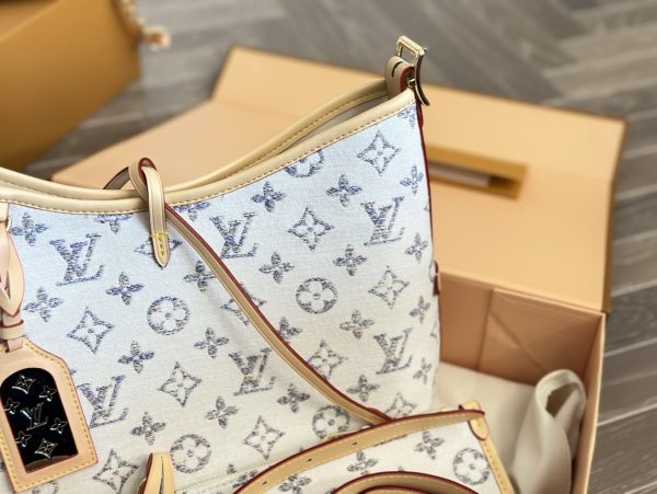 LOUIS VUITTON CARRYALL PM MULTICOLOR BEIGE 29CM M24707