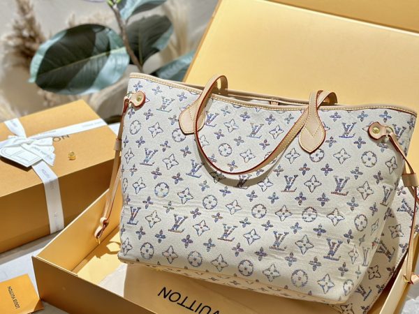 LOUIS VUITTON NEVERFULL MM MONOGRAM JACQUARD FABRIC MULTICOLOR BEIGE 32CM M24905