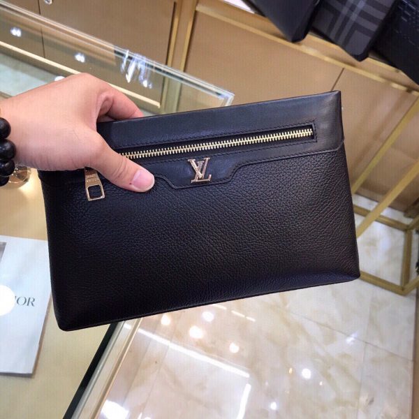 LOUIS VUITTON CLUTCH BLACK 28CM