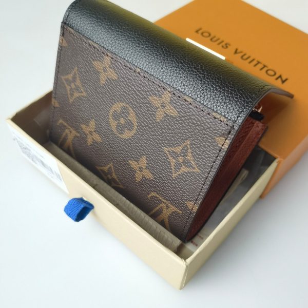 LOUIS VUITTON VICTORINE ON MY SIDE WALLET MONOGRAM BLACK 12CM M82640