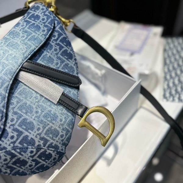 DIOR SADDLE BAG WITH STRAP OBLIQUE JACQUARD BLUE DENIM 25CM M0455CDCE M49E