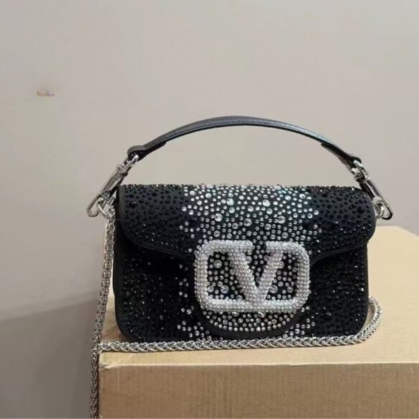 VALENTINO LOCO SMALL VLOGO SHOULDER BAG BLACK 20CM