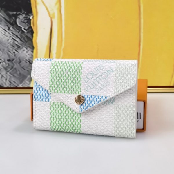 LOUIS VUITTON VICTORINE WALLET IN DAMIER CANVAS GREEN 12CM N40750