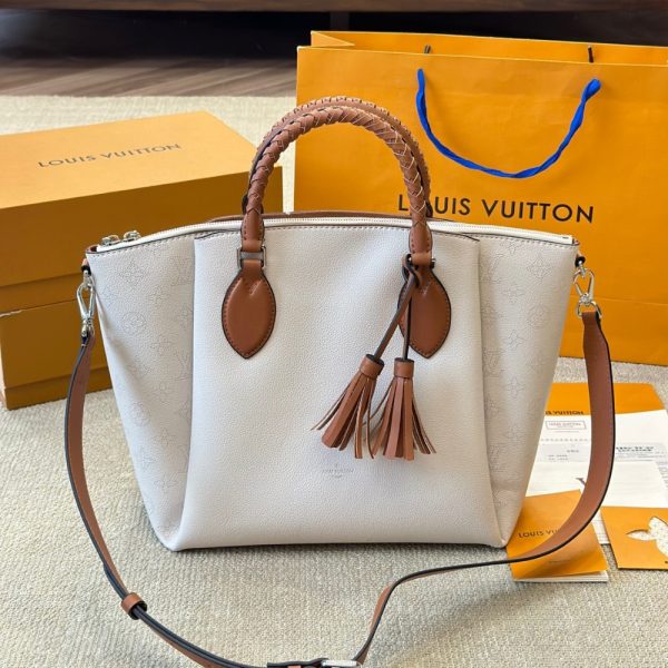 LOUIS VUITTON MAHINA LEATHER HAUMEA BAG WHITE 30CM