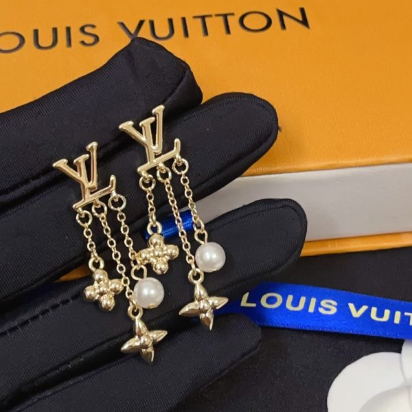 LOUIS VUITTON LOUISA EARRINGS M01574