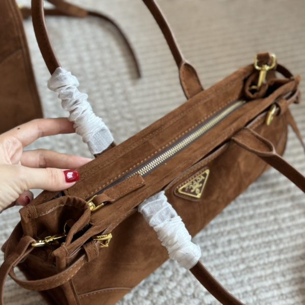 PRADA MEDIUM SUEDE HANDBAG COCOA BROWN 32CM P00955527